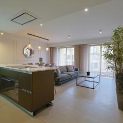 STYLISH 3 BED Partial SEAVIEW