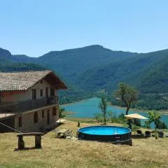 House with pool and panoràmic views to LLosa del Cavall