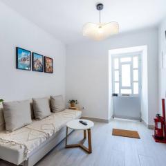 White Apartment, Town Centre