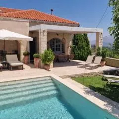 Artemis Apollonas Villa I Luxury Escape with Pool