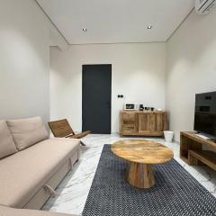 Boho 1-Bedroom Apartment - 4B