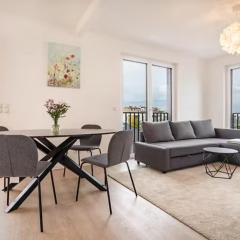 Loft by Botanical Gardens