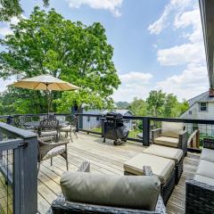 River Arts District Home - Walk to Downtown!