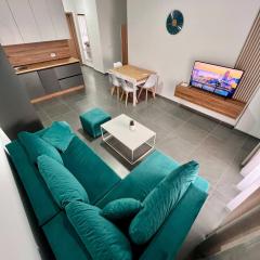 Blue Sapphire By Adriatic Living