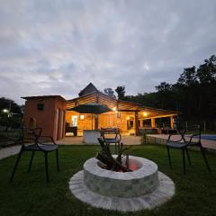 Cantinho da Nonoca - Casa rural para fim de semana e feriados em Guarapari