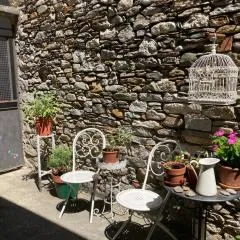 La casina del lago vicino al bosco