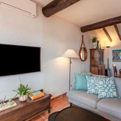 #50 Contesso Duplex -1BDR, Sea View Terrace & AC