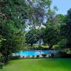 Miridiya Lake Resort