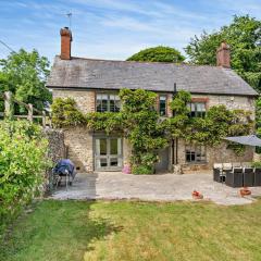 4 Bed in Charmouth THEFA