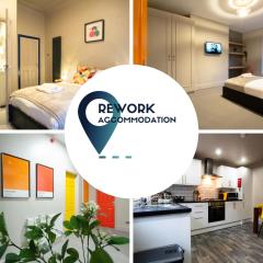 Brattan House Oxton Wirral 5 bedroom 3 bathroom with on-street parking ideal for contractors and vans by Rework Accommodation