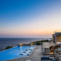 Seafront elegant villas, with infinity pools & devine views!