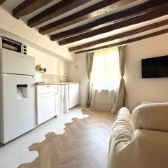 Studio place des Corps Saint