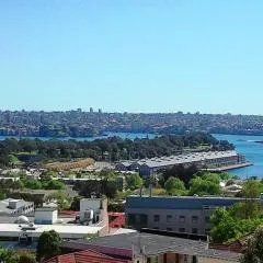 Spacious apartment with stunning harbour view