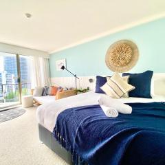 Ocean View Modern Studio on L8