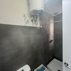 E14 Apto Grande Chamberi Metro Quevedo