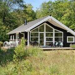 Forest House With Stream By Hjarbæk Fjord