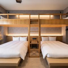 LACER OKINAWA NAHA Tomariport