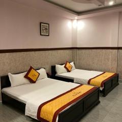 DONA hotel