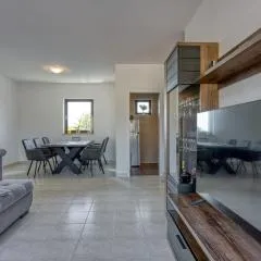 Apartment Tonka