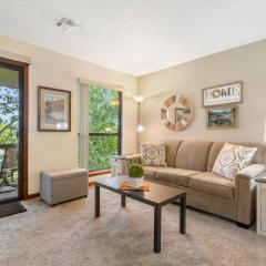 The Cozy Place - Pointe Royale Condo - Perfect for Couples