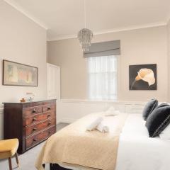 St James Apartment - Central Location