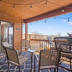 Poolside Oasis at the Pointe - 2BR Condo Minutes From Table Rock Lake