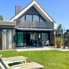 Amazing Home In Lemmer With Wifi