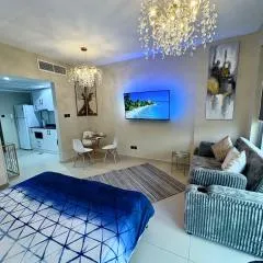 Luxurious Studio Pacific Al Marjan Island - beachfront property