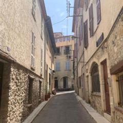 appartement avec patio vielle Antibes