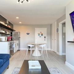 Close to Everywhere Downtown Onsite Parking LM1004