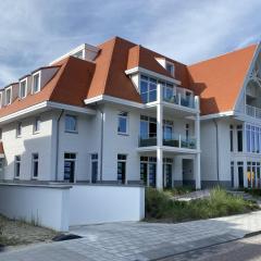 Casa del Rops, luxury apartment, two bathrooms and roof terrace, near the beach