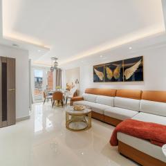 Lavish 2 Bedroom Apartment in the Heart of Mayfairs Luxury H11