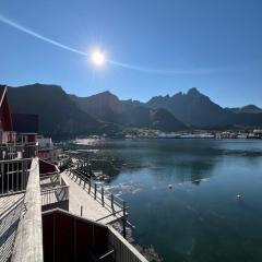 Seahouse with Panoramic Sea View