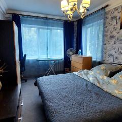 2 bedroom apartment metro Vasilkovskaya