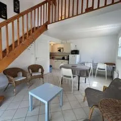 Pavillon près de l'océan avec piscine chauffée sécurisée - FR-1-224C-355