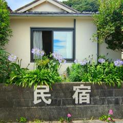 Izu Hokkawa Seaside Guesthouse 伊豆北川の家