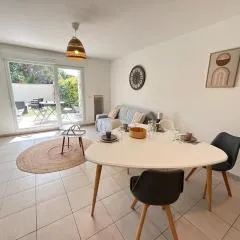 Cozy apartment with garden