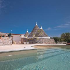 TD Trulli Benedetta with Pool in Peaceful Nature
