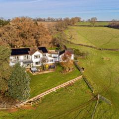 Far Heath House with Hot Tub
