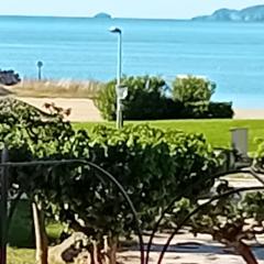face a la mer