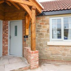 Courtyard Cottage Number 6