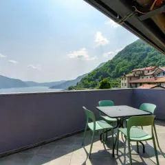 La Colonghera by Quokka 360 - flat on Lake Como