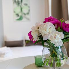 Green Apartment with free parking