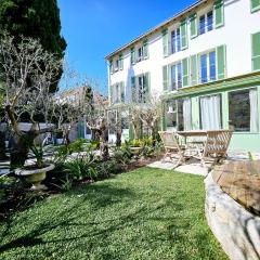 Le Petit Four Jardin - Dans le vieil Antibes