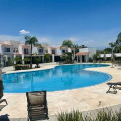 Increible casa en campo de golf!