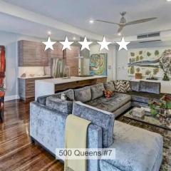 Modern 2BR Condo with Sunroom near Uptown