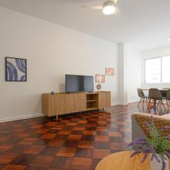 Lindo e espaçoso apartamento perto da praia de copacabana.