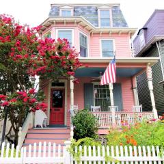 Cottage At 37 Jackson