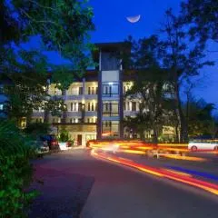 Gasser Park & Residence