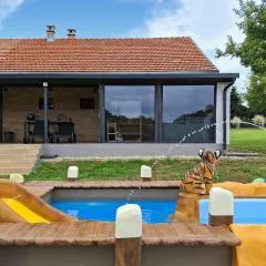 Awesome Home In Sveti Ivan Zabno